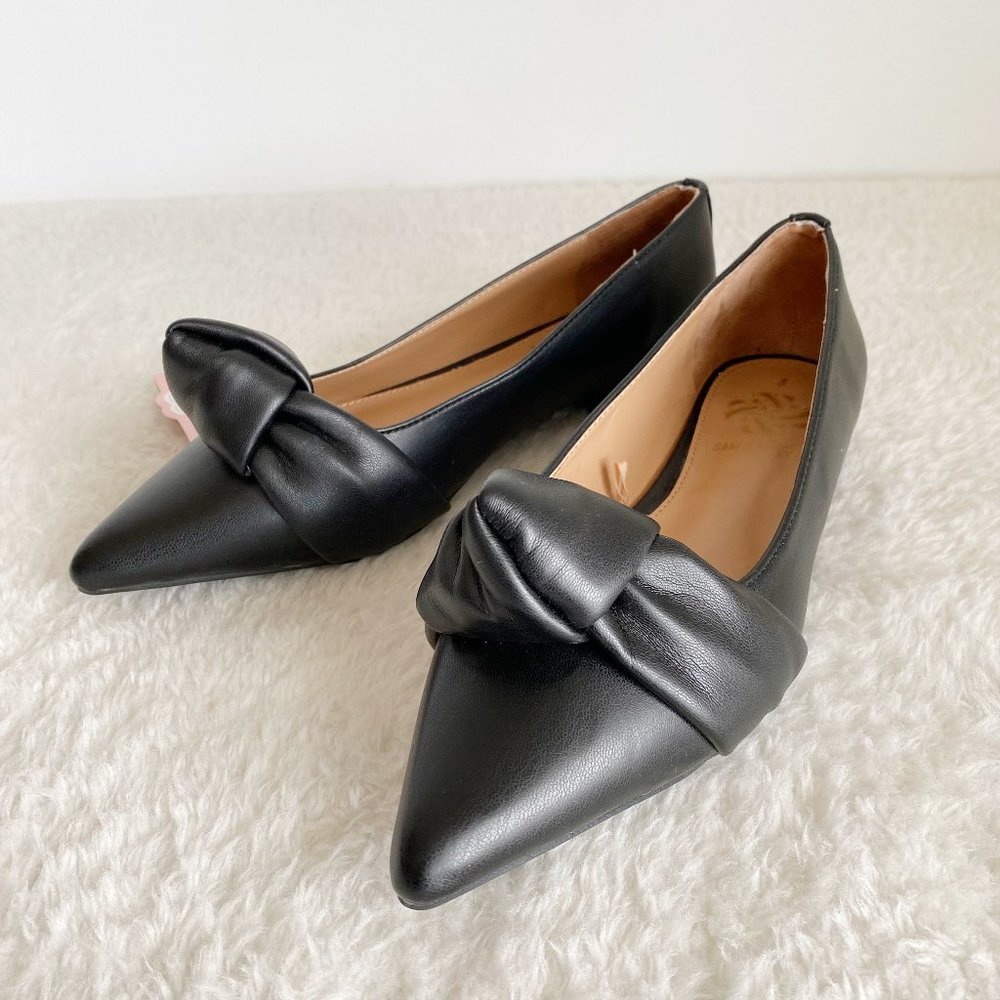 Sam&Libby Women's Laurena Knotted Flat, Black Leather, Size 8